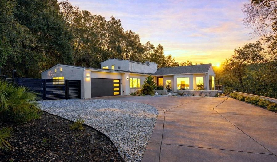 166 Castle Crest Rd, Alamo, CA 94507 - 4 Beds, 3 Bath