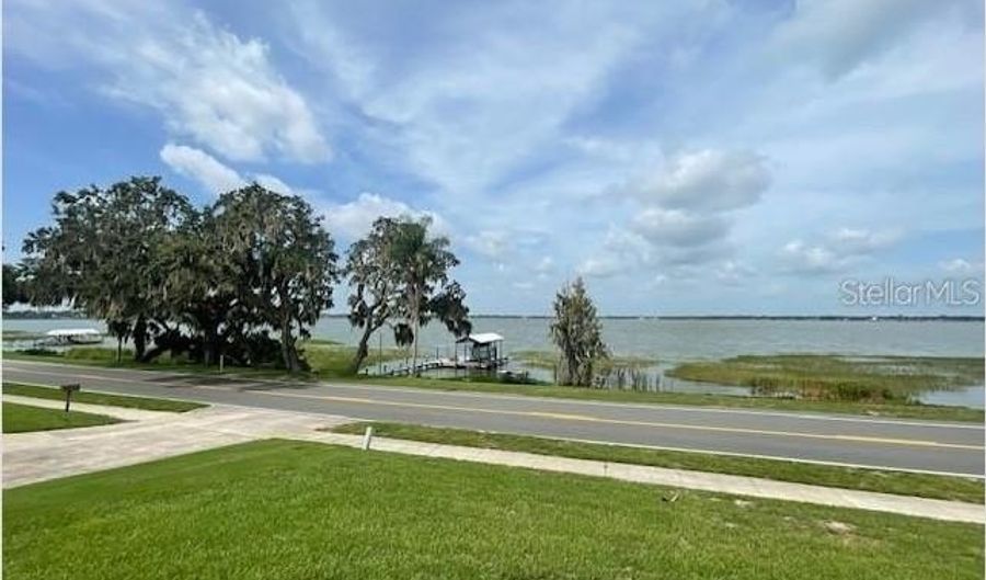 1326 LAKE ARIANA Blvd, Auburndale, FL 33823 - 3 Beds, 2 Bath
