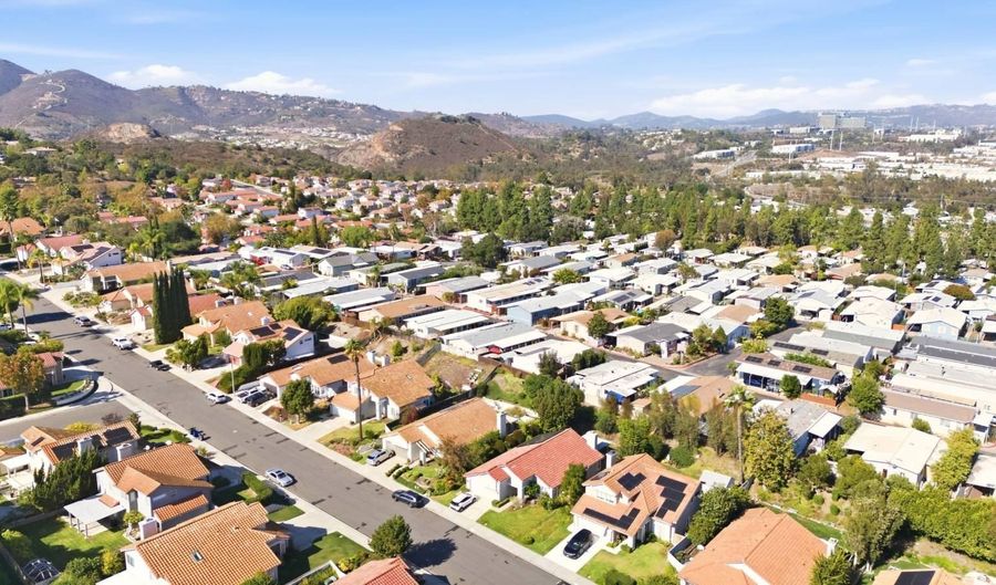 2400 W Valley Pkwy 97, Escondido, CA 92029 - 3 Beds, 2 Bath