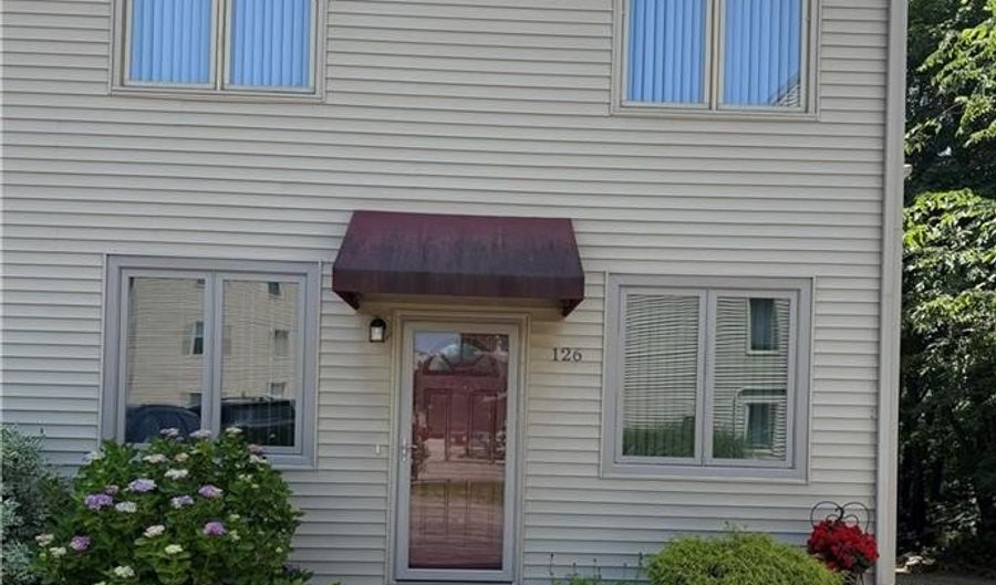 200 Cannon St 126, Cranston, RI 02920 - 3 Beds, 3 Bath