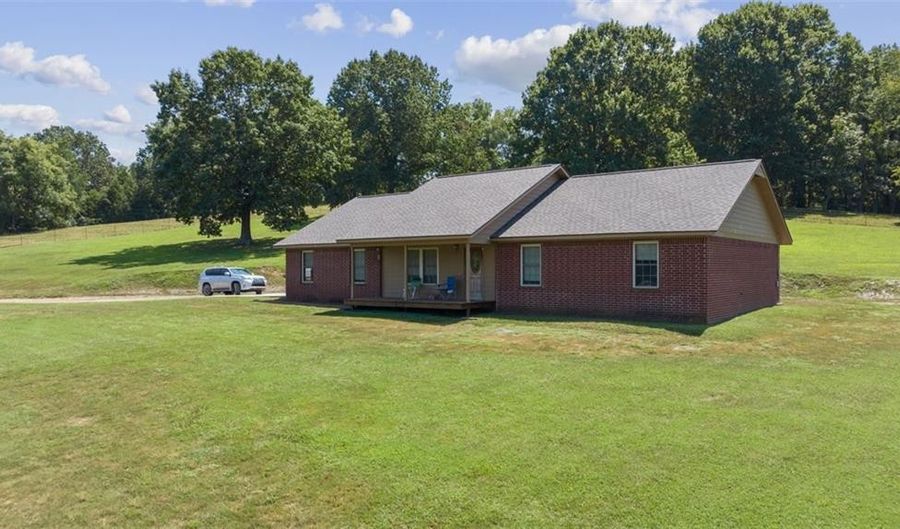 20954 And 20946 Hickory Springs Rd, Hindsville, AR 72738 - 3 Beds, 2 Bath