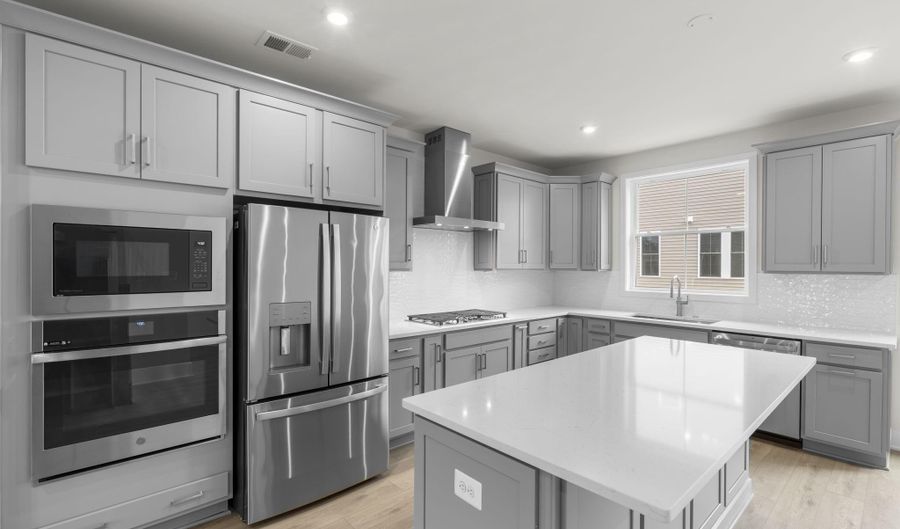 1 PICASSO Sq Turner 22-F2-Rt, Ashburn, VA 20148 - 3 Beds, 5 Bath