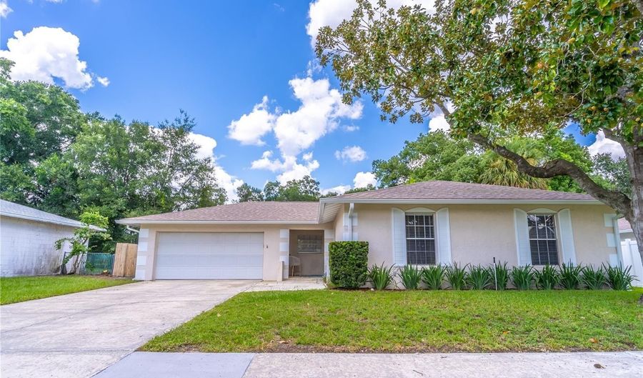 429 WEKIVA RAPIDS Dr, Altamonte Springs, FL 32714 - 3 Beds, 2 Bath