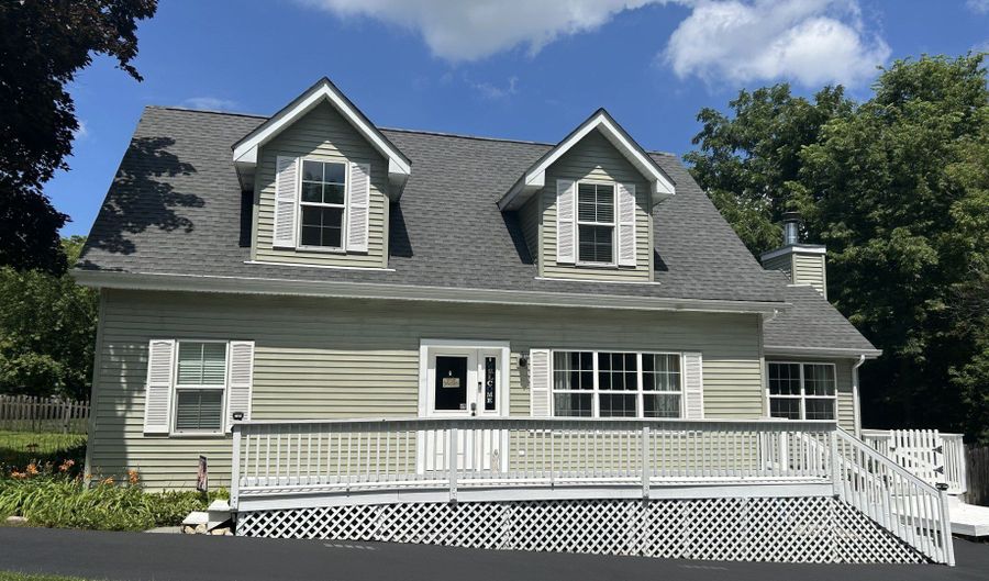 40431 N Fairview St, Antioch, IL 60002 - 3 Beds, 2 Bath