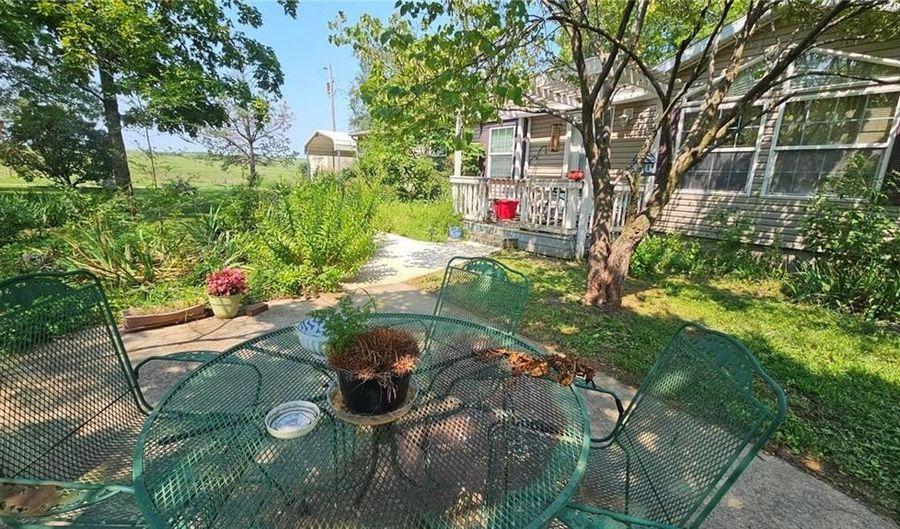 5 Windermere Way, Alma, KS 66401 - 3 Beds, 2 Bath