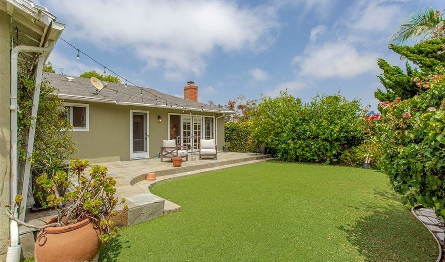 7520 W 90th St, Los Angeles, CA 90045 - 4 Beds, 3 Bath