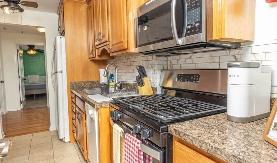 612 Wisteria Rd, Atlantic City, NJ 08401 - 2 Beds, 1 Bath