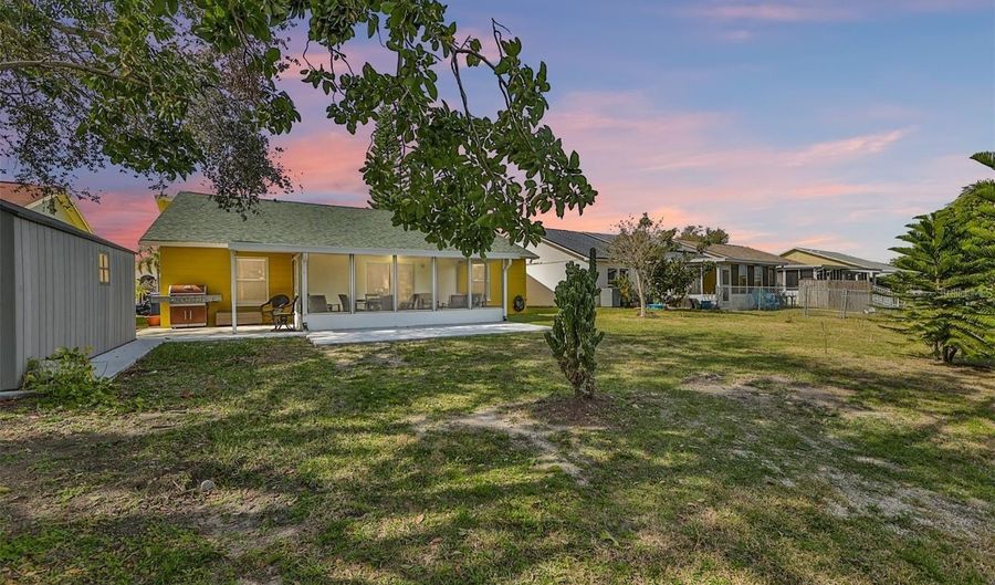 128 LOOKOUT Dr, Apollo Beach, FL 33572 - 3 Beds, 2 Bath