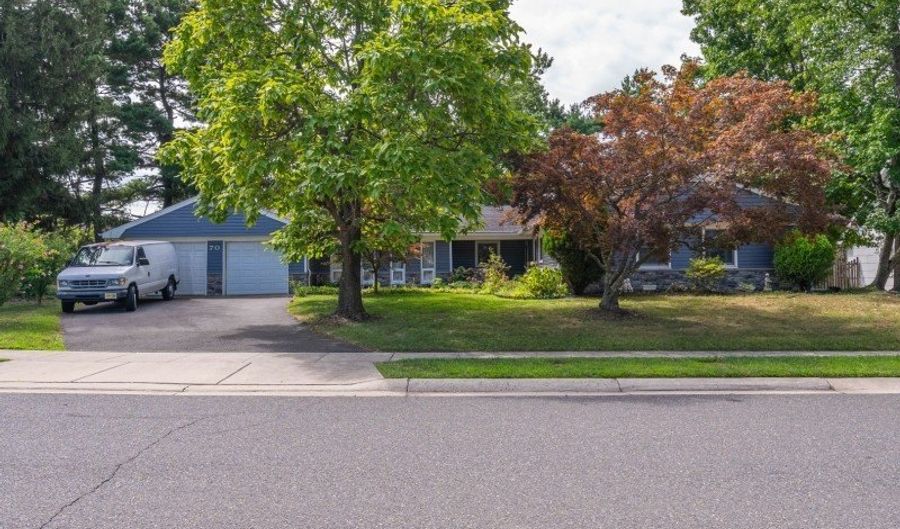 70 Northland Ln, Aberdeen Twp., NJ 07747 - 3 Beds, 3 Bath