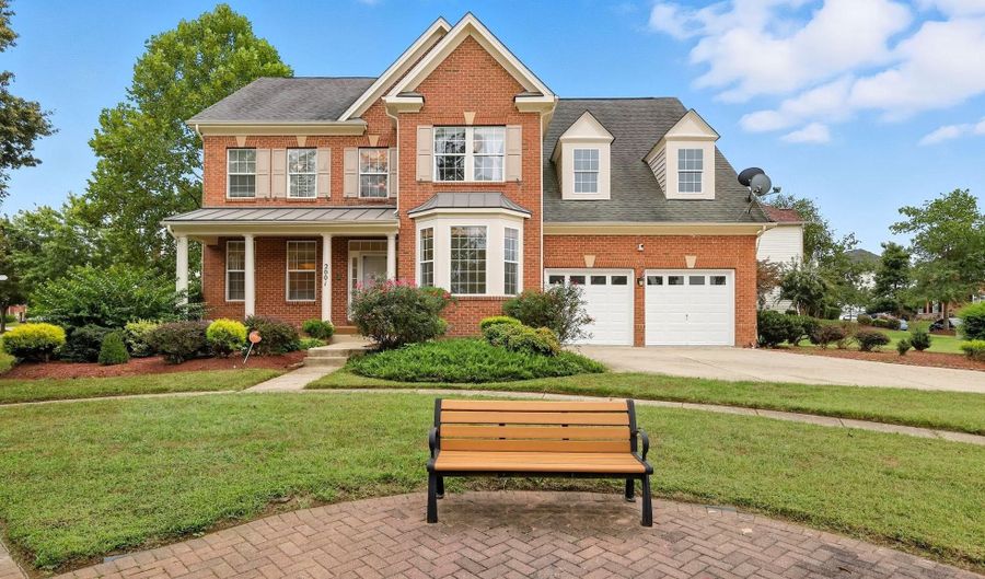 2001 MEDINAH RIDGE Rd, Accokeek, MD 20607 - 6 Beds, 5 Bath