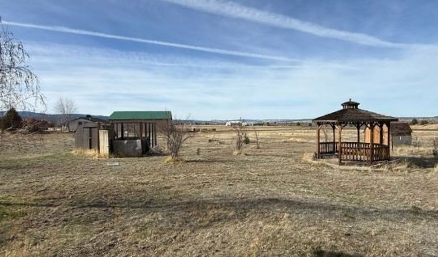 15 Sage View Cir, Alturas, CA 96101 - 4 Beds, 2 Bath