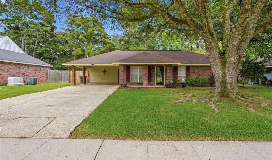12222 Tickfaw Dr, Baton Rouge, LA 70818 - 3 Beds, 2 Bath