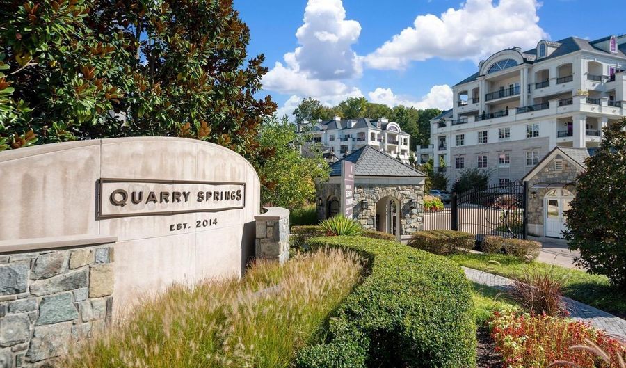 8111 RIVER Rd #122, Bethesda, MD 20817 - 2 Beds, 2 Bath