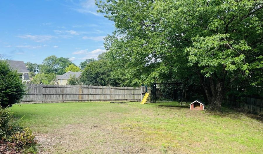 196 KING JAMES Ct, Alabaster, AL 35007 - 4 Beds, 3 Bath