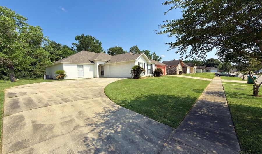 802 Rue Michelle, Baker, LA 70714 - 3 Beds, 2 Bath