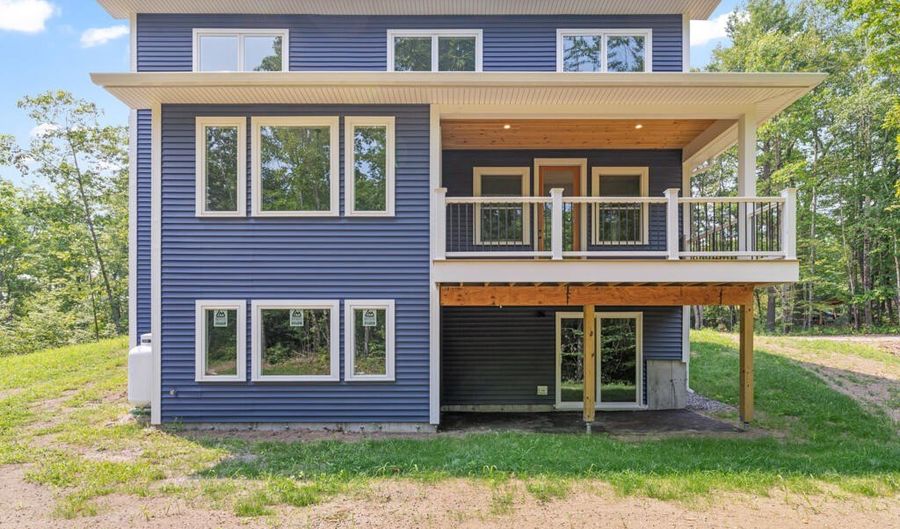 907 Richville Rd, Standish, ME 04084 - 4 Beds, 3 Bath