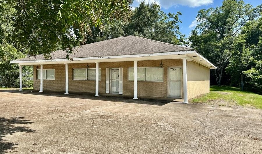 444 E Monticello St, Brookhaven, MS 39601 - 0 Beds, 1 Bath