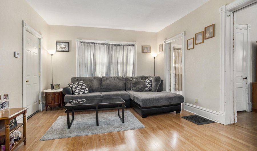 410 Bidwell St, Albion, MI 49224 - 4 Beds, 2 Bath