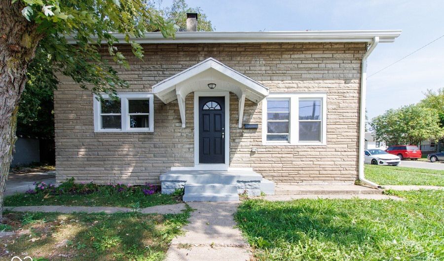 228 E 29th St, Anderson, IN 46016 - 3 Beds, 2 Bath