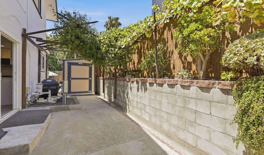 6728 Maury Dr, San Diego, CA 92119 - 4 Beds, 3 Bath