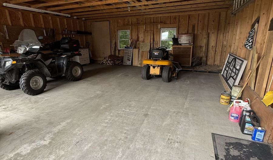 239 Small Rd, Brookfield, VT 05036 - 2 Beds, 2 Bath