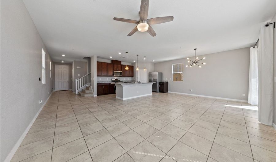 2785 Donatello Manor Pl, Henderson, NV 89044 - 5 Beds, 3 Bath