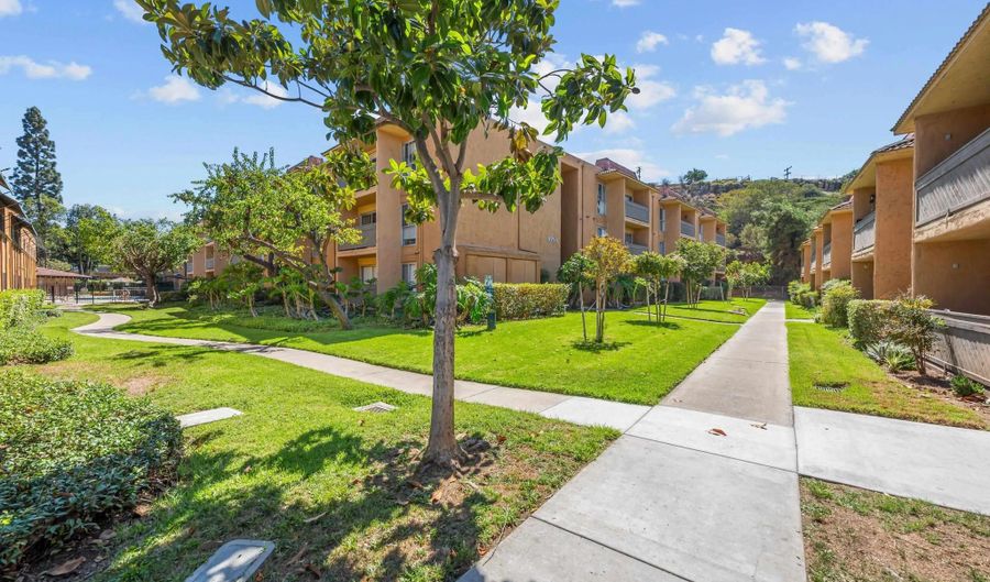 6911 Alvarado Rd 20, San Diego, CA 92120 - 3 Beds, 2 Bath