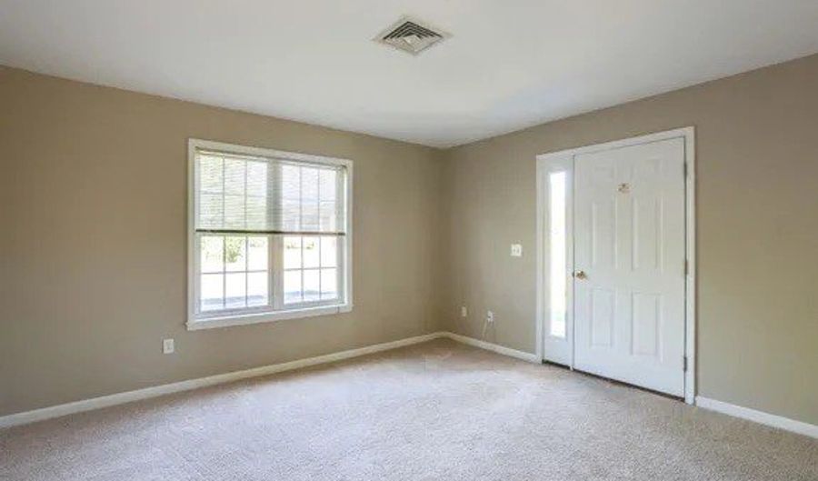 45 1 Stonington Ln, Amherst, NY 14068 - 3 Beds, 2 Bath