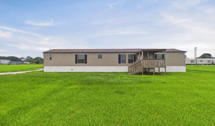 6117 Mitchell Rd, Abbeville, LA 70510 - 3 Beds, 2 Bath