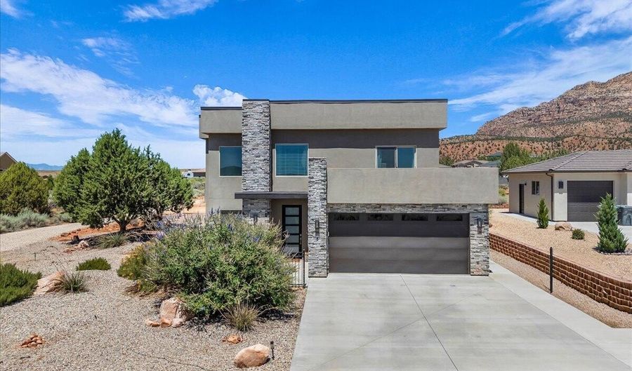 1151 E RED SAGE Ln, Apple Valley, UT 84737 - 5 Beds, 4 Bath