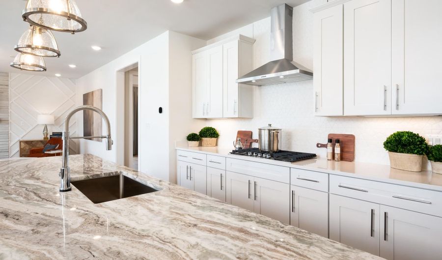 41926 JASPER TRAIL Dr, Ashburn, VA 20148 - 6 Beds, 5 Bath