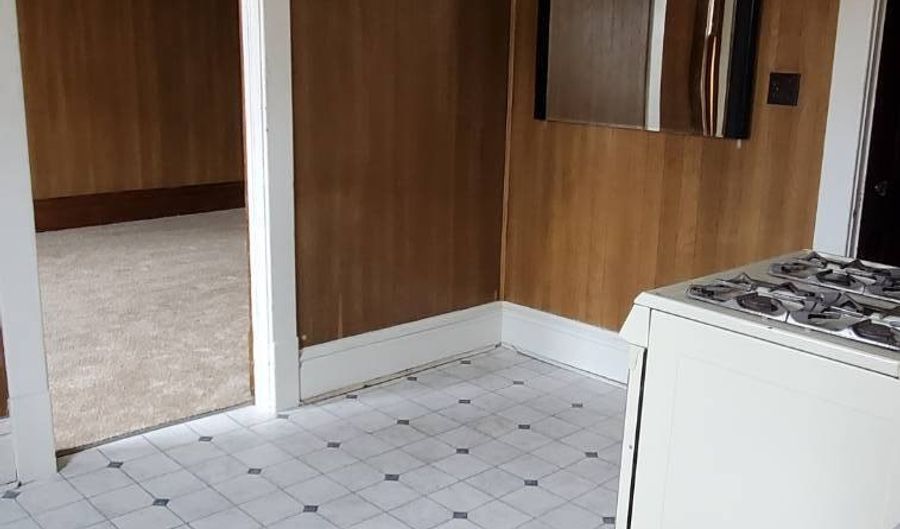 35 S Arch Ave, Alliance, OH 44601 - 1 Beds, 1 Bath
