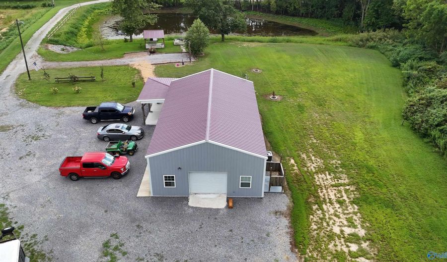 705 Vines St SE, Arab, AL 35016 - 2 Beds, 2 Bath