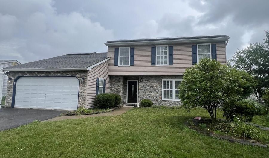 8 Compass Ln, Barnegat, NJ 08005 - 3 Beds, 4 Bath