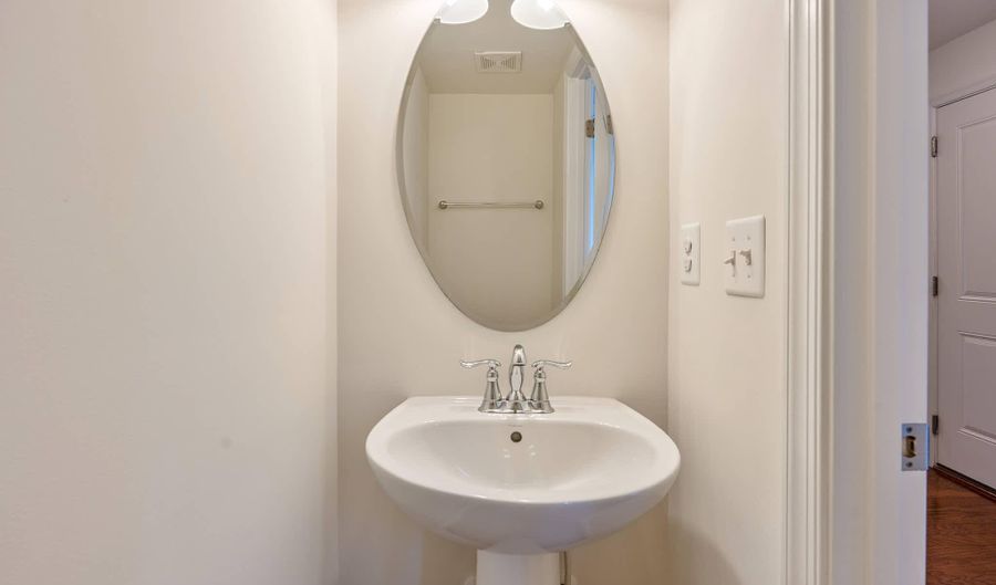 41686 MCMONAGLE Sq, Aldie, VA 20105 - 3 Beds, 4 Bath