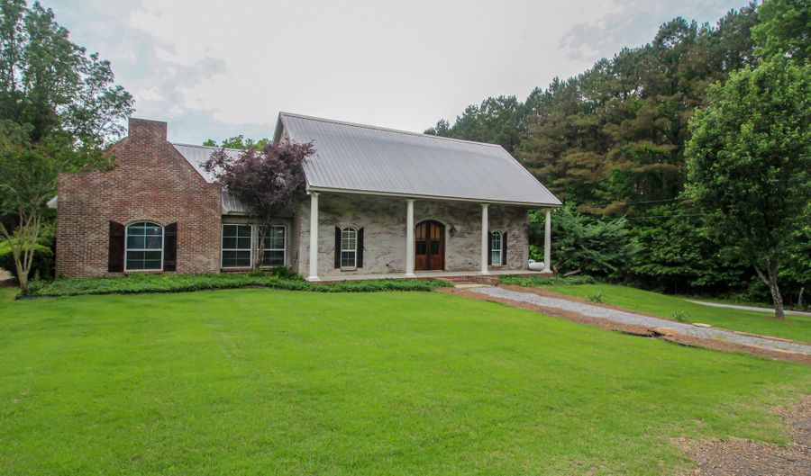 1275 Kennebrew Road Rd, Jackson, MS 39209 - 3 Beds, 3 Bath