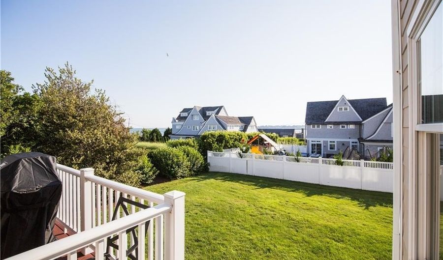 573 Wolcott Ave, Middletown, RI 02842 - 6 Beds, 3 Bath