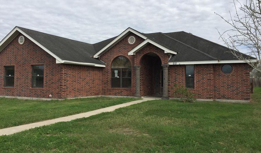 212 French, Alice, TX 78332 - 3 Beds, 2 Bath