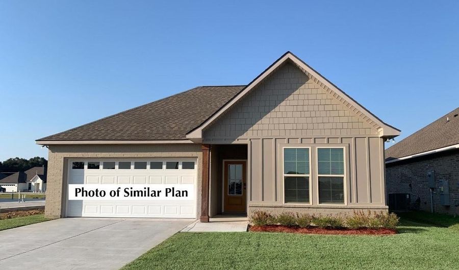 17636 Cabernet St, Athens, AL 35613 - 4 Beds, 3 Bath