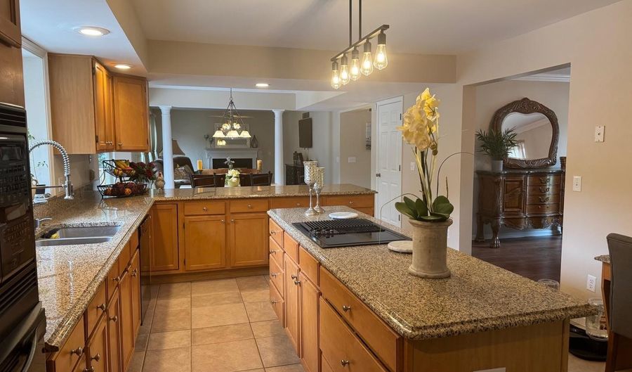 4 GARDENIA Blvd, Greenwood, DE 19950 - 7 Beds, 6 Bath