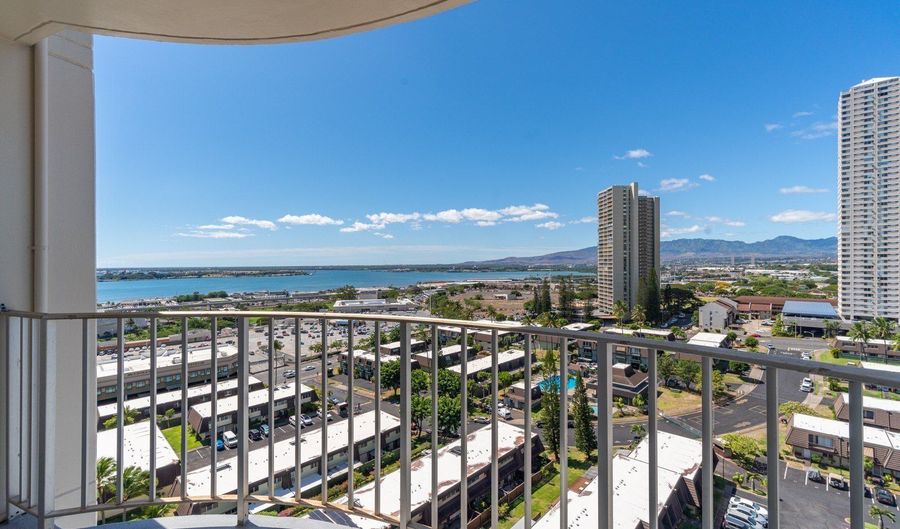 98-1038 Moanalua Rd 1901, Aiea, HI 96701 - 2 Beds, 2 Bath