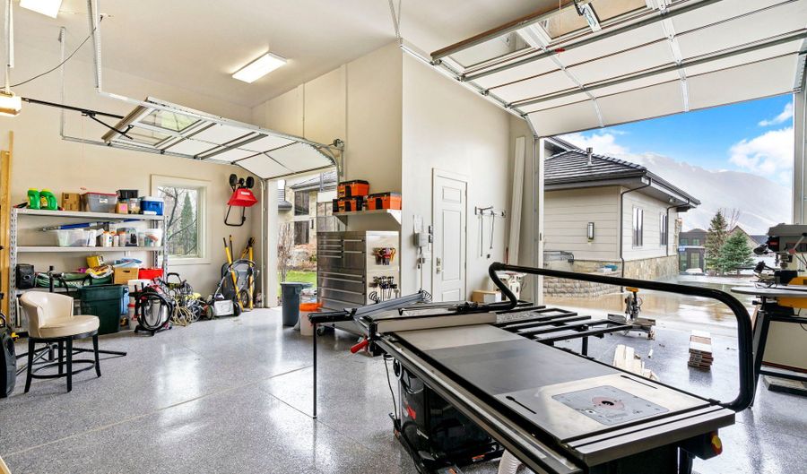1333 N EASTVIEW, Alpine, UT 84004 - 4 Beds, 5 Bath