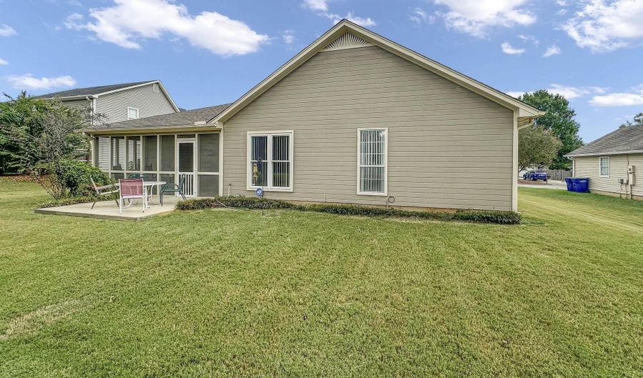 144 PALM Dr, Alabaster, AL 35007 - 3 Beds, 2 Bath