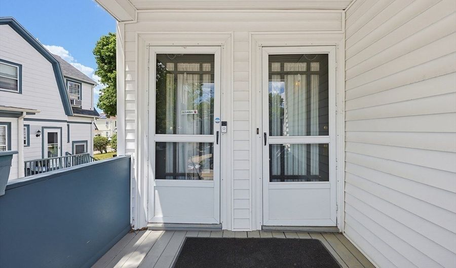37-39 Hill Top St, Boston, MA 02124 - 5 Beds, 2 Bath