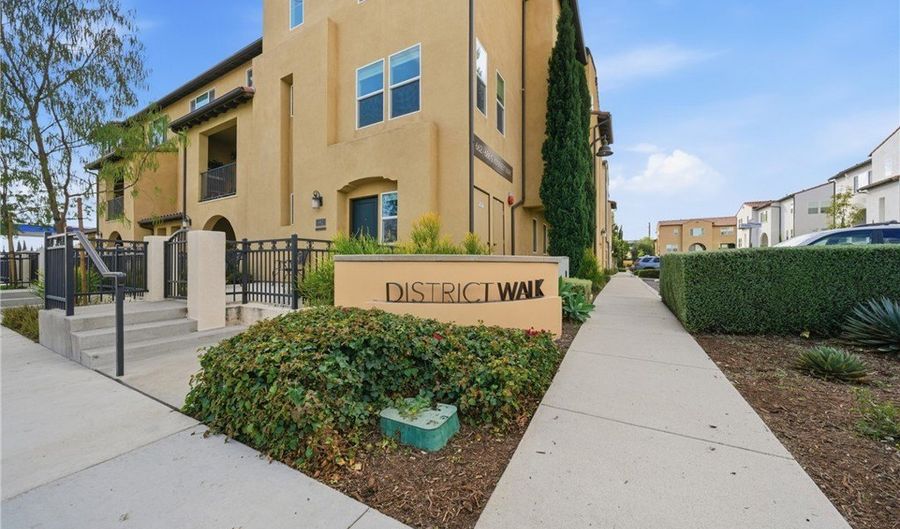 677 S District, Anaheim, CA 92805 - 3 Beds, 4 Bath