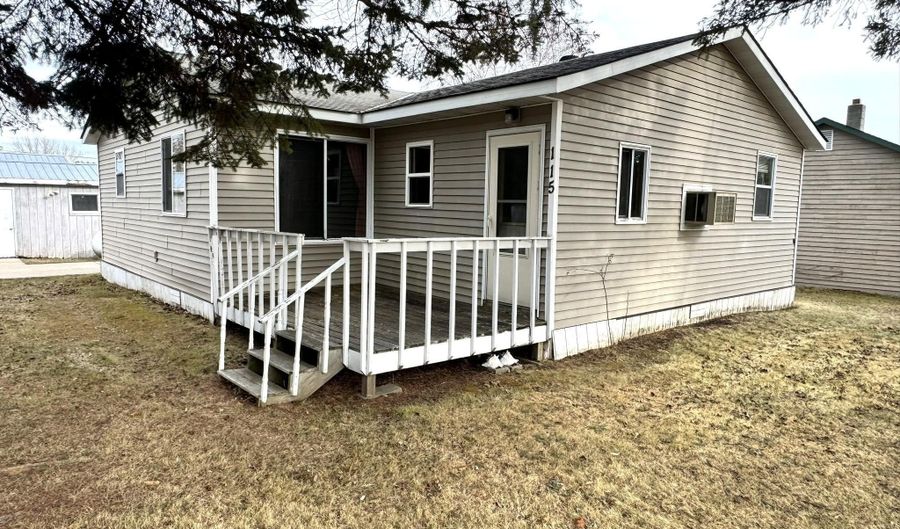 115 1st St SE, Akeley, MN 56433 - 2 Beds, 1 Bath