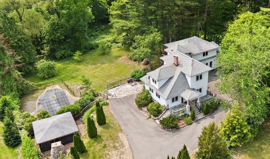 497 S Main St, Andover, MA 01810 - 6 Beds, 4 Bath