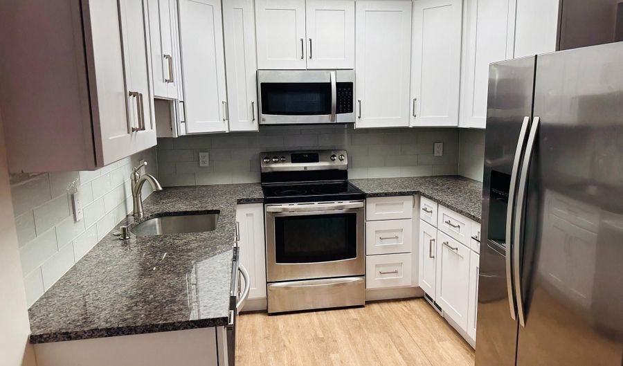 7401 WESTLAKE Ter 112, Bethesda, MD 20817 - 2 Beds, 2 Bath