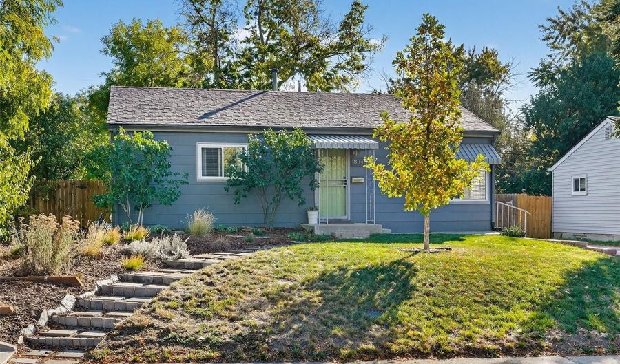 1834 S Dahlia St, Denver, CO 80222 - 4 Beds, 2 Bath