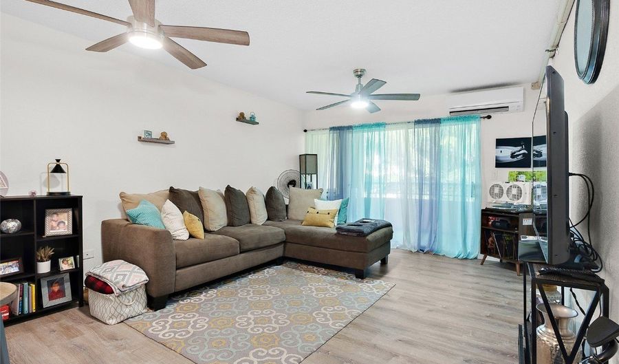 1080 Ala Napunani Street 403, Honolulu, HI 96818 - 2 Beds, 2 Bath